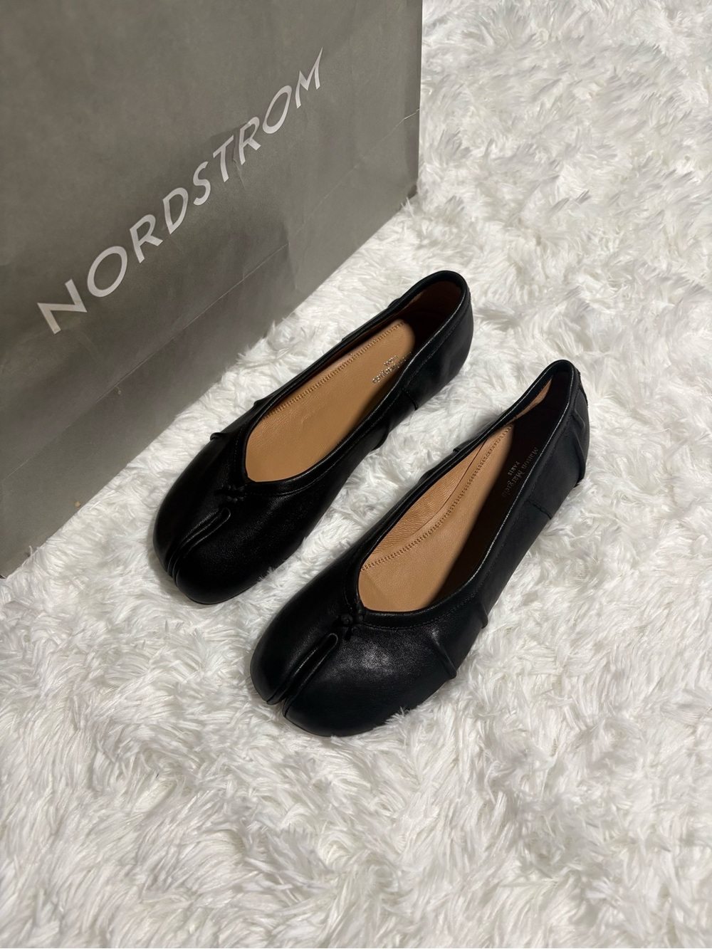 Maison Martin Margiela Black Split-Toe Leather Flats